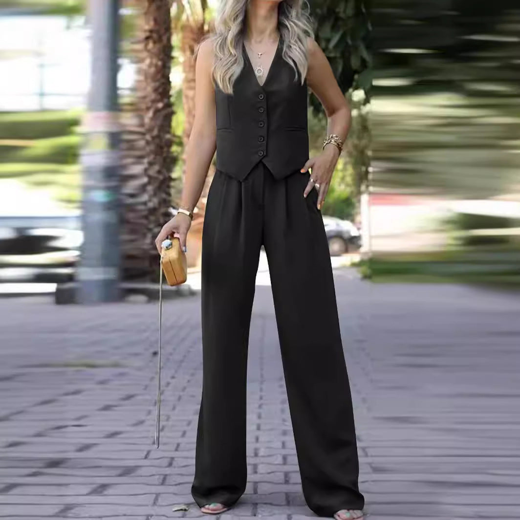 Ensemble tailleur gilet sans manches col V et pantalon large