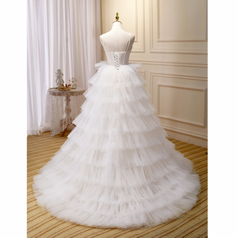 Beautiful Girl Beige Suspender Wedding Dress with Elegant Train One Size