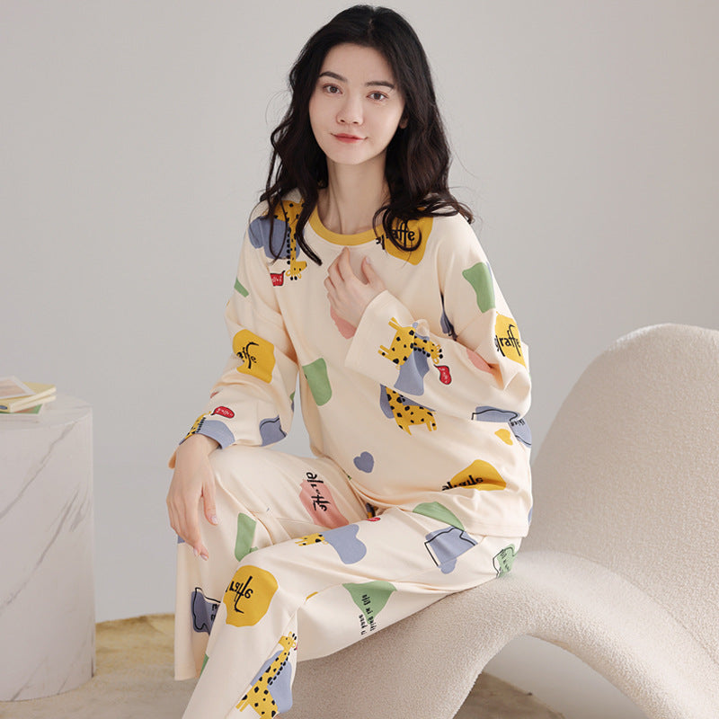 Ensemble pyjama femme doux et minimaliste pour le printemps et l'automne