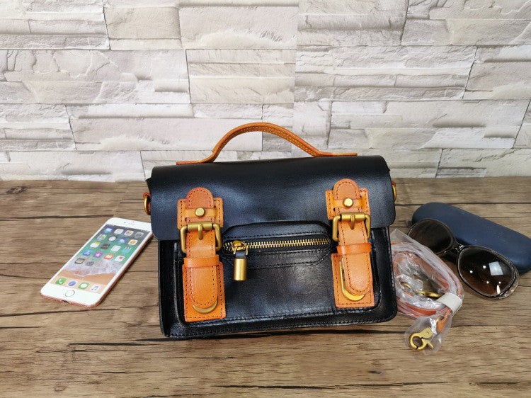 Women's Leather Hard Vegetable Tanned Vintage Messenger Bag