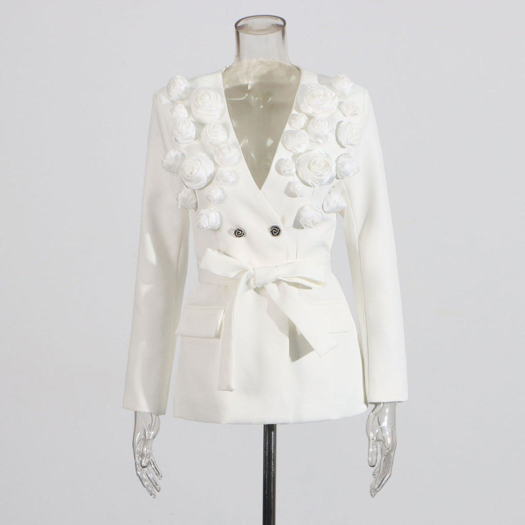 Veste de costume à ruban brodé floral avec pantalon slim taille haute