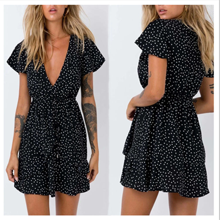 V-Neck Black Polka Dot Slimming Dress with Wide Waist
