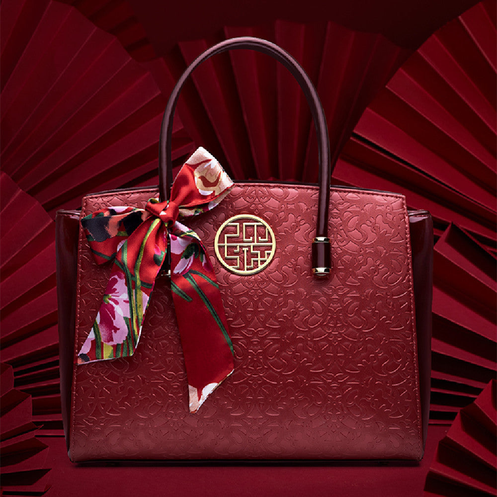 Practical Red PU Embossed Zipper Bag with Gift Box