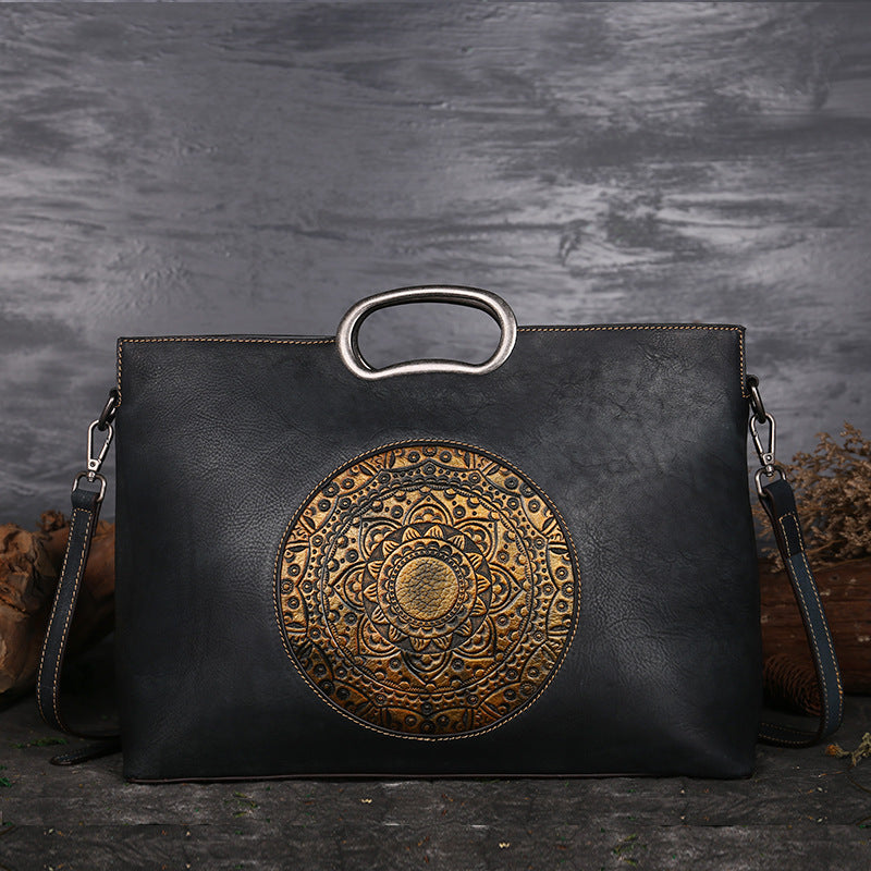 First Layer Cowhide Polished Retro Large Capacity Women’s Totem Handbag