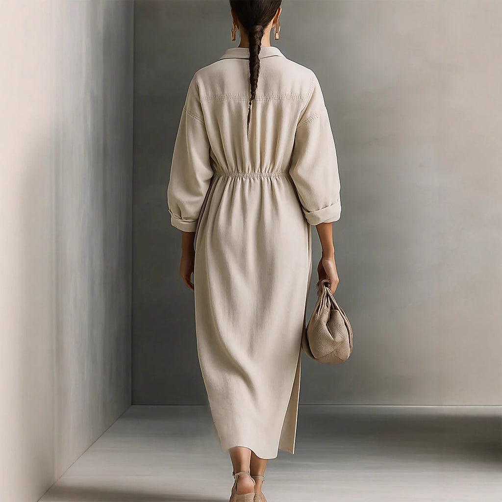 Robe maxi élégante fendue pour femme, blanc cassé, à manches longues et col à revers