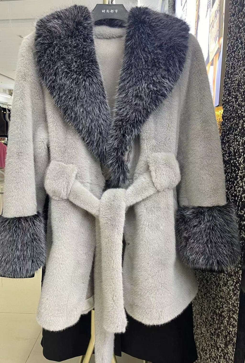 Manteau en fausse fourrure de vison Baoou à manches lanterne, version mode avancée
