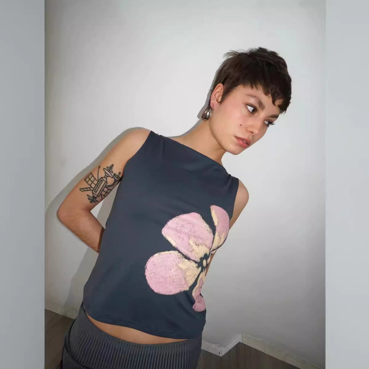 Hot Girl Slim Fit Round Neck Floral Print Sleeveless Vest