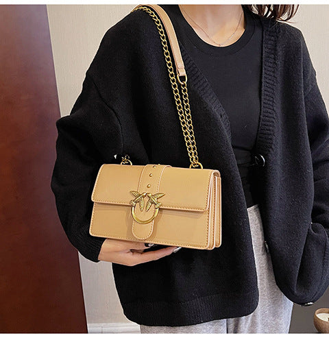 Women's Messenger Bag Swallow Chain Fashion Shoulder Bag