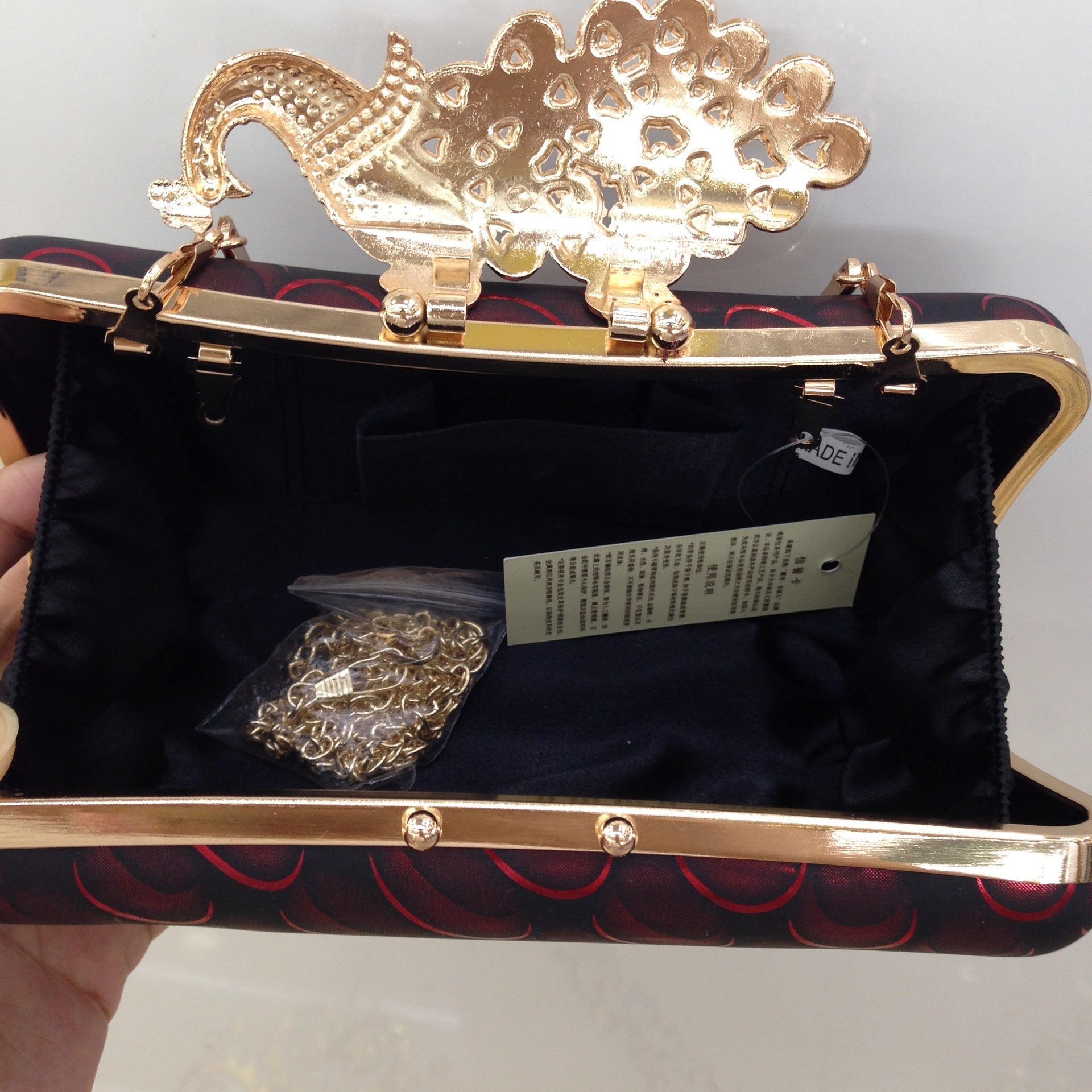 Diamond-Encrusted Peacock PU Leather Dinner Bag Magic Color