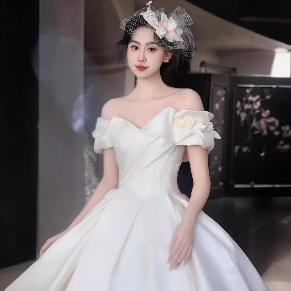 Satin Main Wedding Dress Off-shoulder French Welcome Yarn High Sense