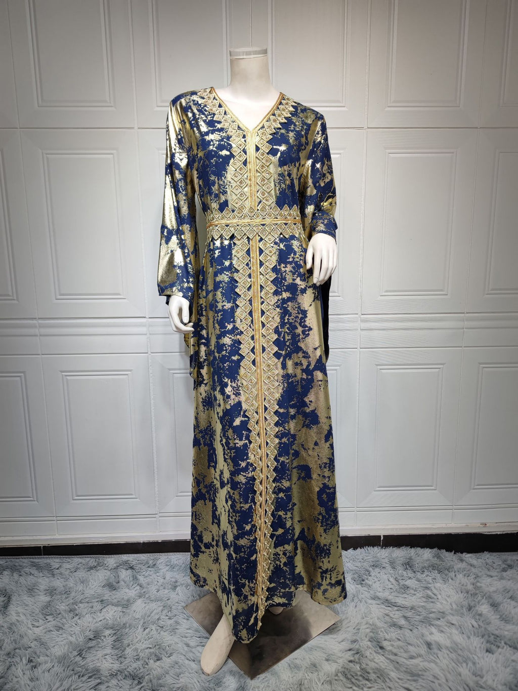 Muslim Chiffon Bronzing Long Sleeve Robe with Belt Dress