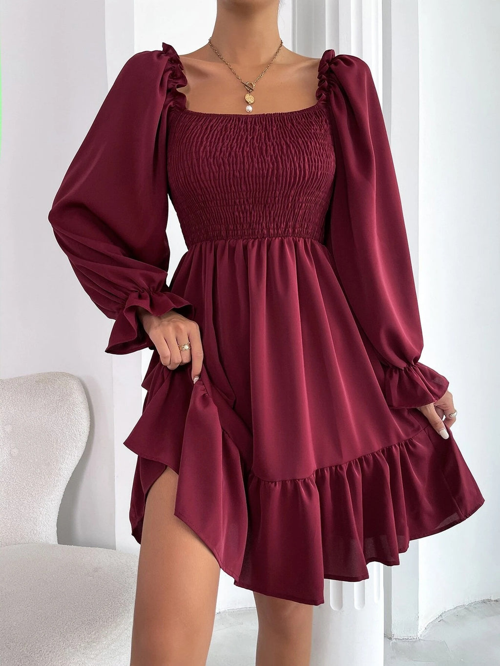 Robe trapèze évasée à manches longues, col carré et volants pour femme
