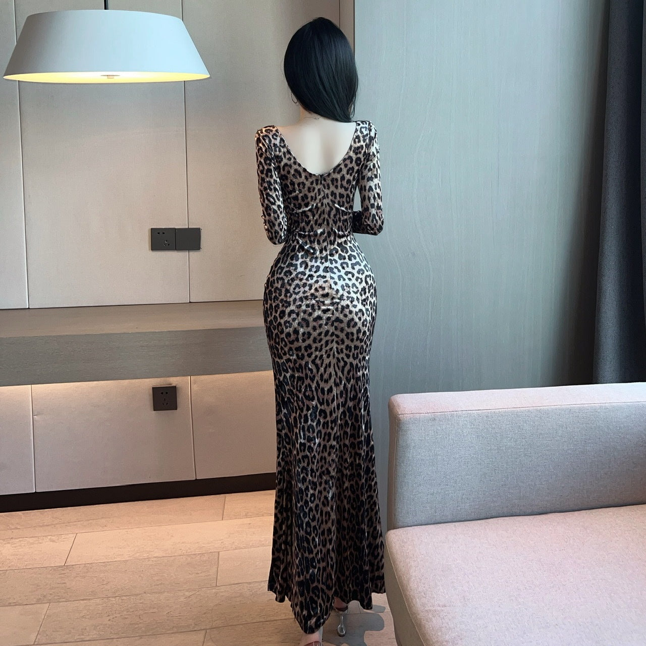 Jupe longue en velours doré avec fente haute – Noir, Rouge, Léopard – du S au XL