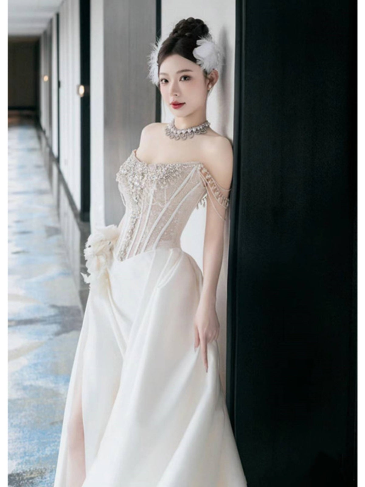 Robe de mariée bustier en satin léger
