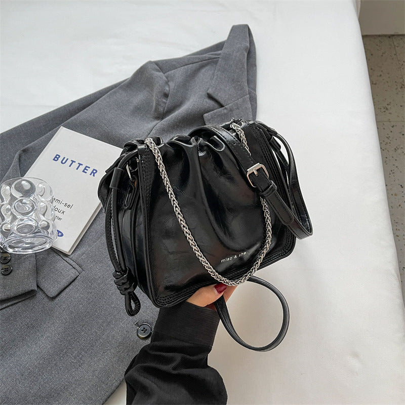 Petit Sac à Bandoulière Polyvalent pour Tenues Décontractées