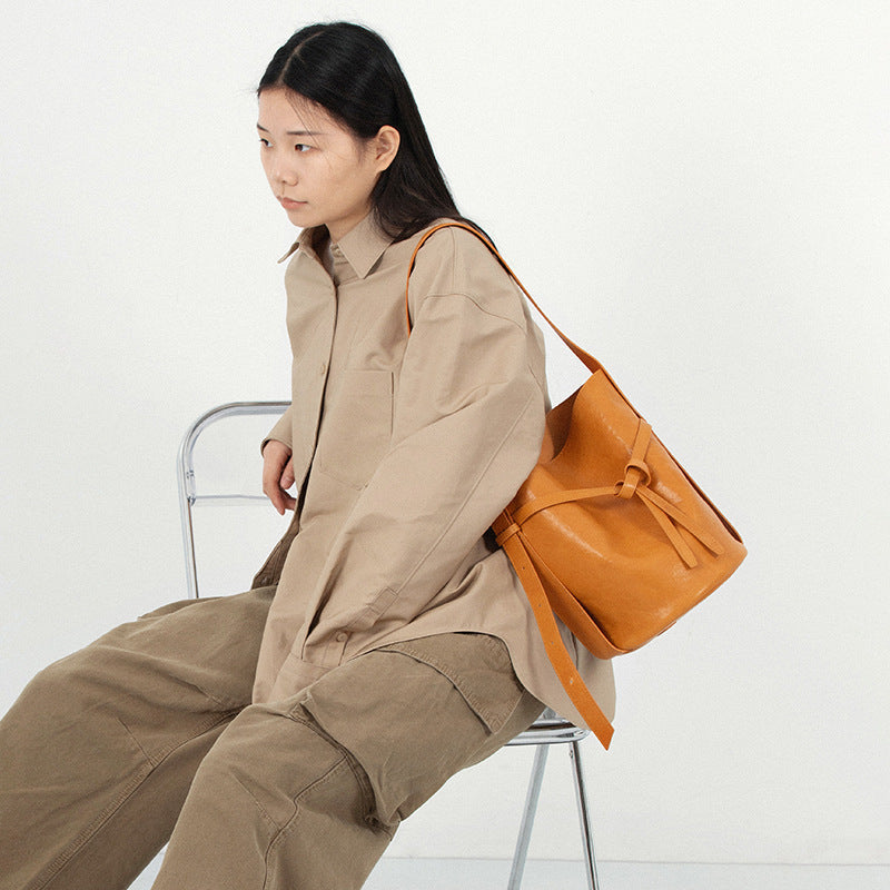 Fashion Personality Women's Retro Textured Shoulder Bag