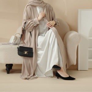 Manteau en satin du Moyen-Orient, jupe à poignets en diamant, robe