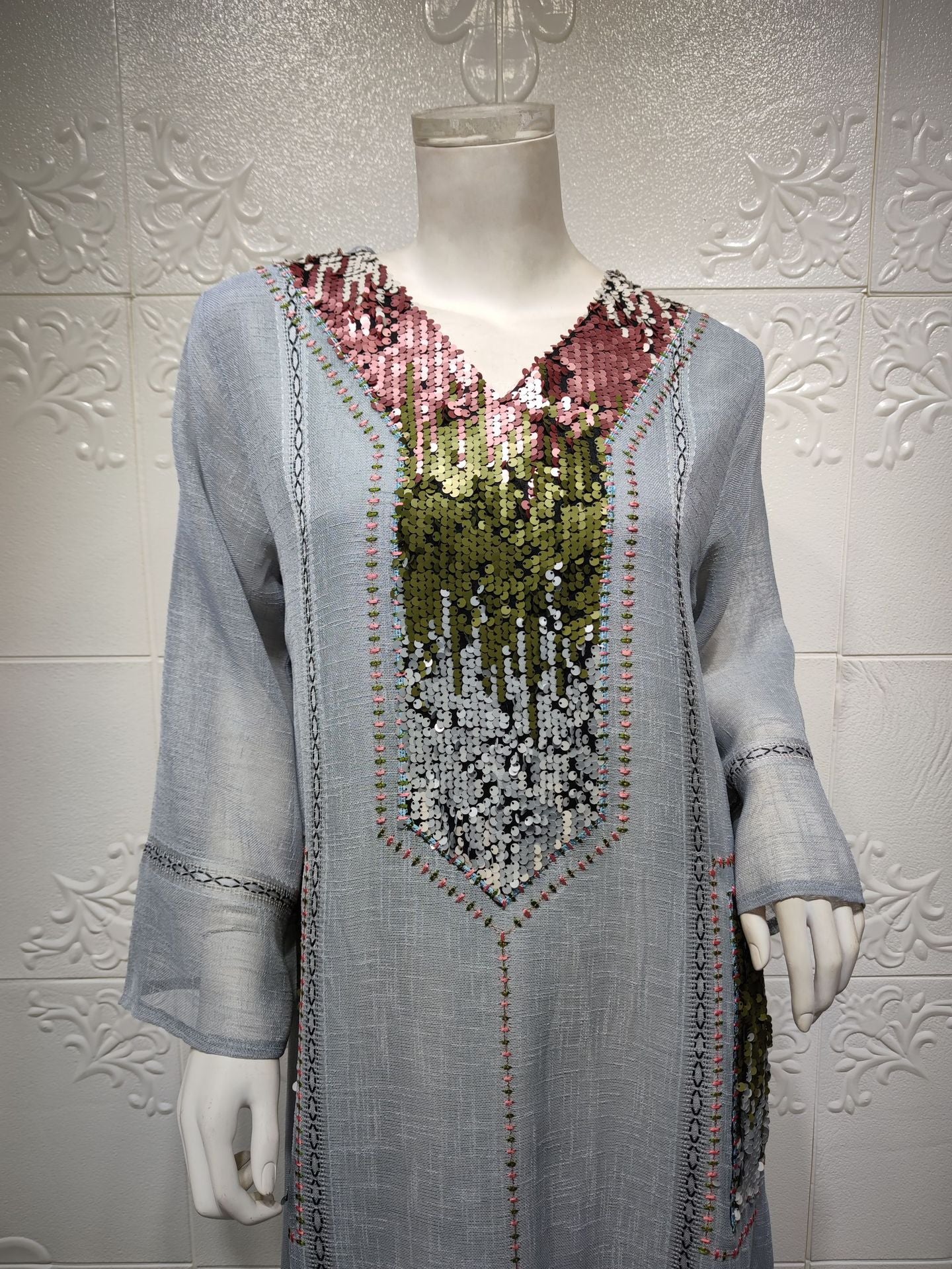 V-Neck Embroidered Sequin Arabian Women's Loose Dress