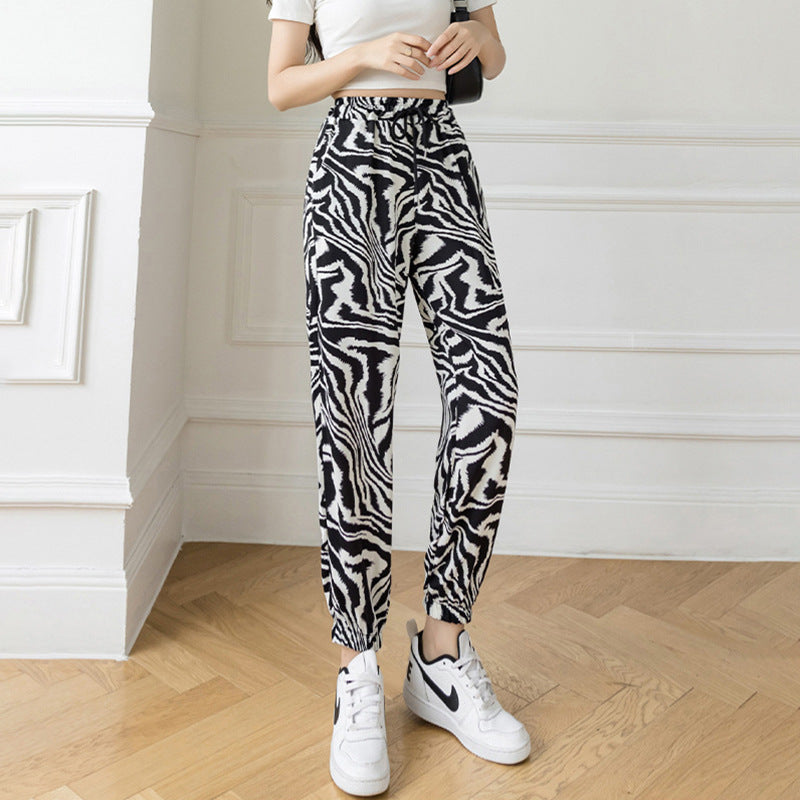 Pantalon de jogging taille haute en soie glacée, motif peinture à l'encre tie-dye