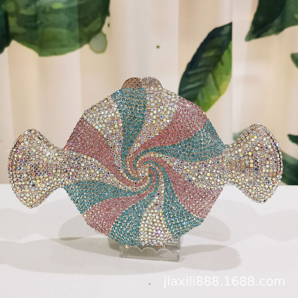 Mini pochette ornée de diamants fantaisie, de bonbons et de perles