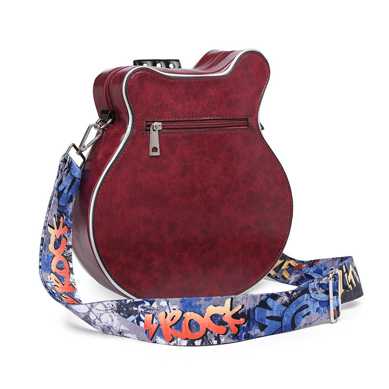 حقيبة كتف جلدية عصرية للنساء بتصميم جيتار