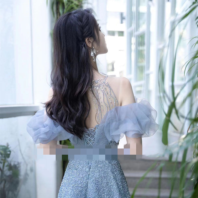 Robe de soirée en gaze légère bleu saphir perlée pour femme