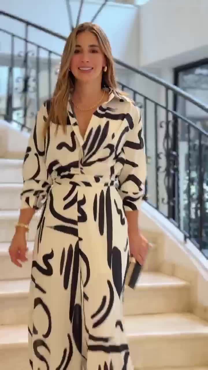 بنطلون نسائي بخصر عالٍ واسع الساقين بنقشة زهور بيضاء من البوليستر