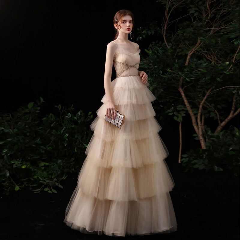 Robe de soirée bustier dorée à bretelles pour femme, idéale pour un banquet ou une hôtesse