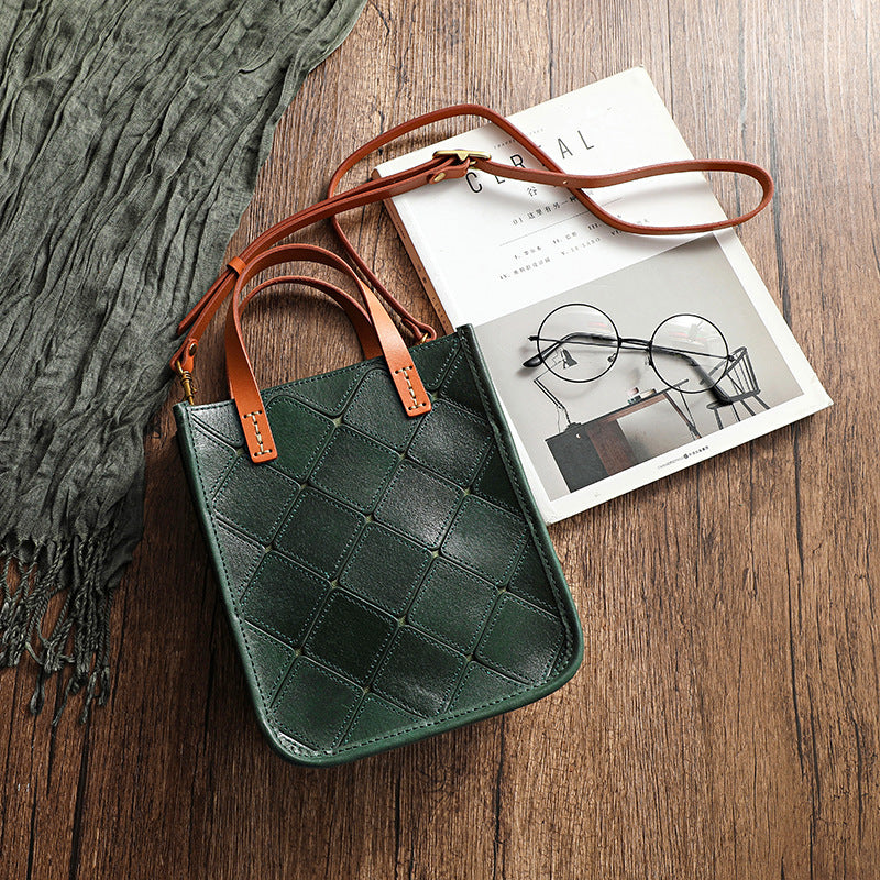 Vintage Vegetable Tanned Leather Handbag for Women - 22cm Square Magnetic Closure