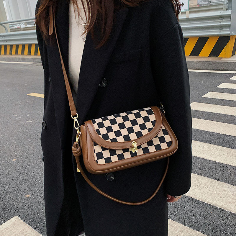 Plaid PU Messenger Bag 26x16x6cm Black Brown