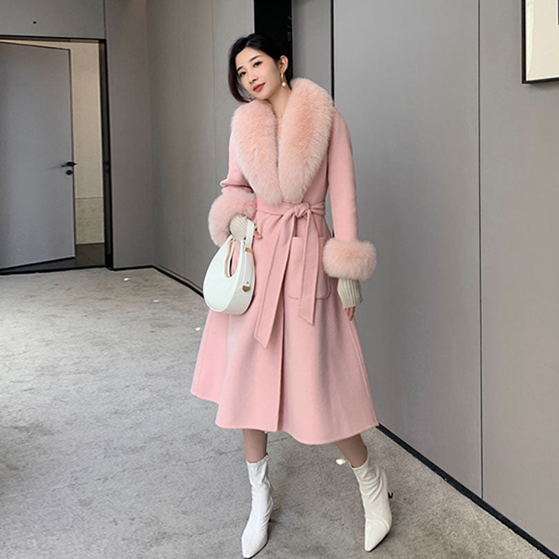 Manteau en Laine Coupe Ajustée Mi-long avec Grand Col en Fourrure