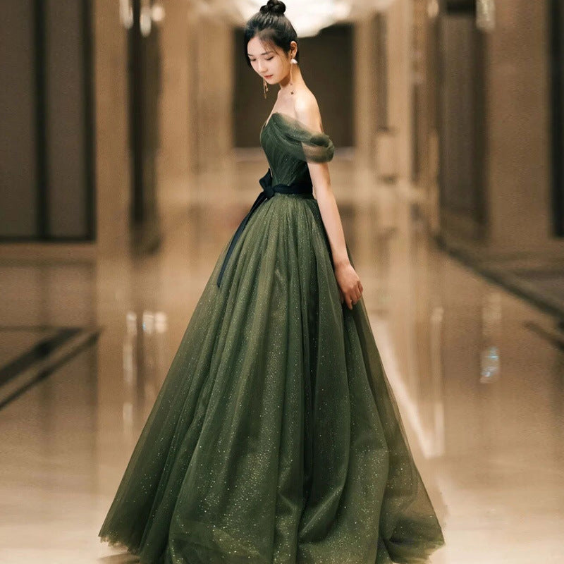 Robe de soirée verte à épaules dénudées sans manches en polyester
