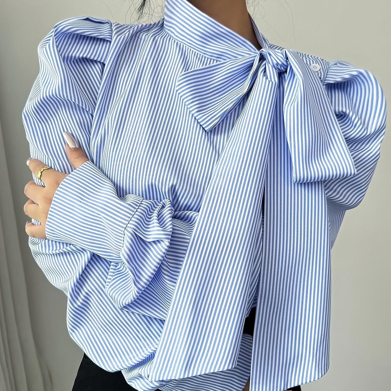 Elegant Bow Collar Long Sleeve Women's Blouse