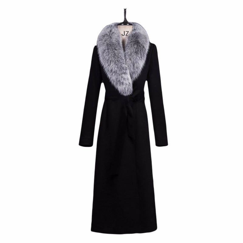 Manteau long en laine noire avec col en vraie fourrure de renard, taille super longue