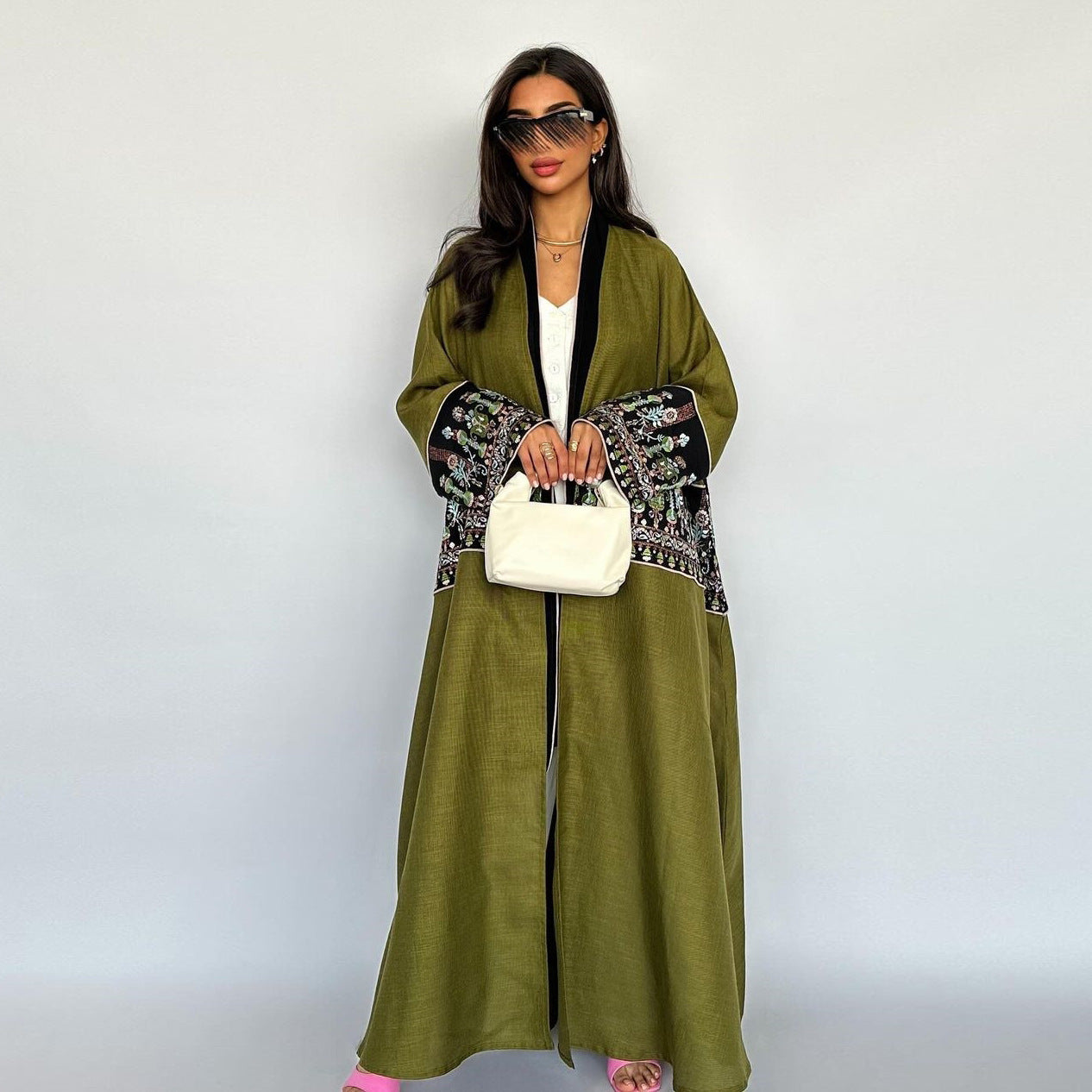 Women's Middle East Embroidered Long Sleeve Cardigan Robe