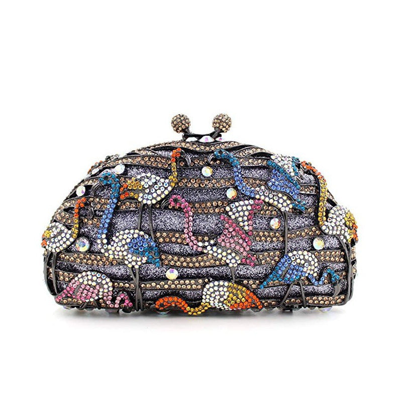 Sac de soirée vide en métal orné de diamants avec poignée chaîne