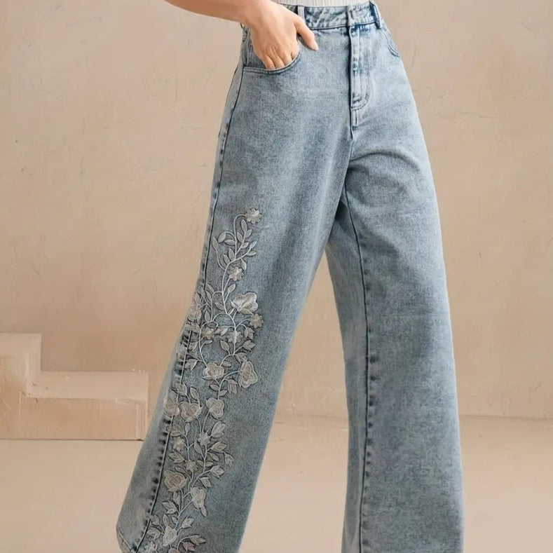 Jean stretch brodé grande taille pour femme