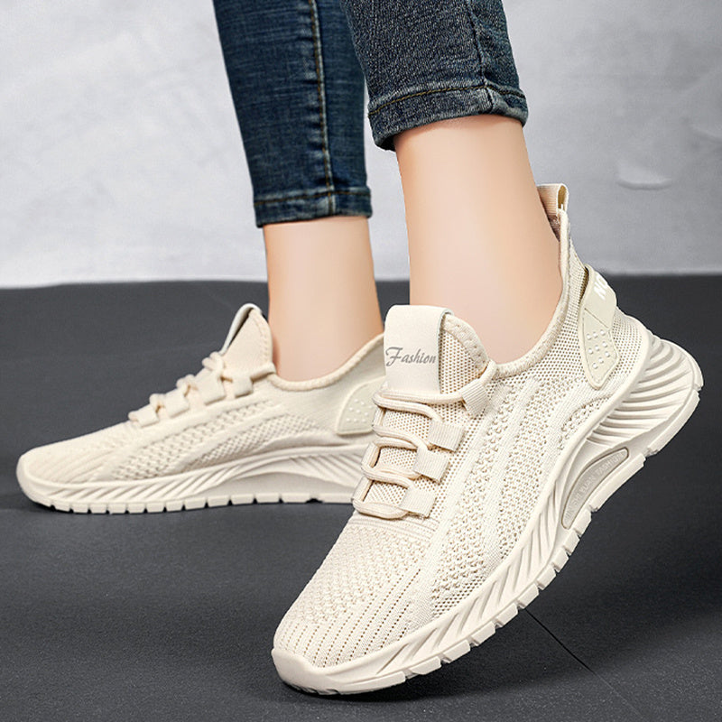 Women’s Lightweight Breathable Mesh Lace-Up Flat Sports Sneakers