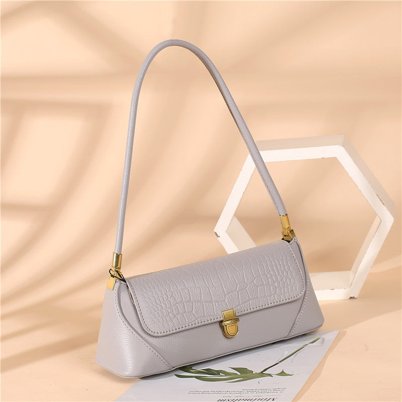 Sac à main sous le bras en cuir moyen de vachette pleine fleur