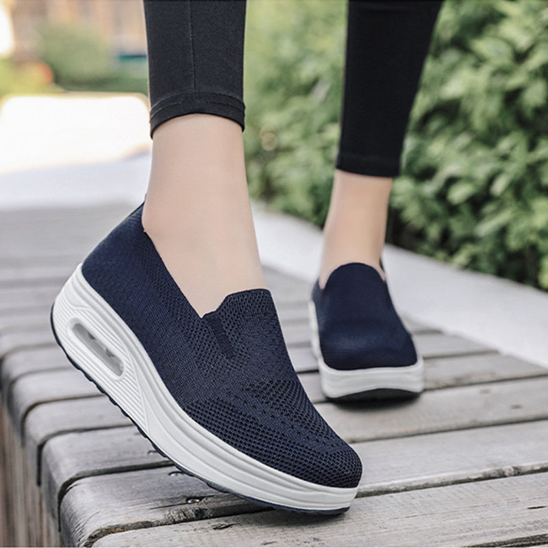 Chaussures de marche à coussin d'air en maille pour femme avec semelles épaisses