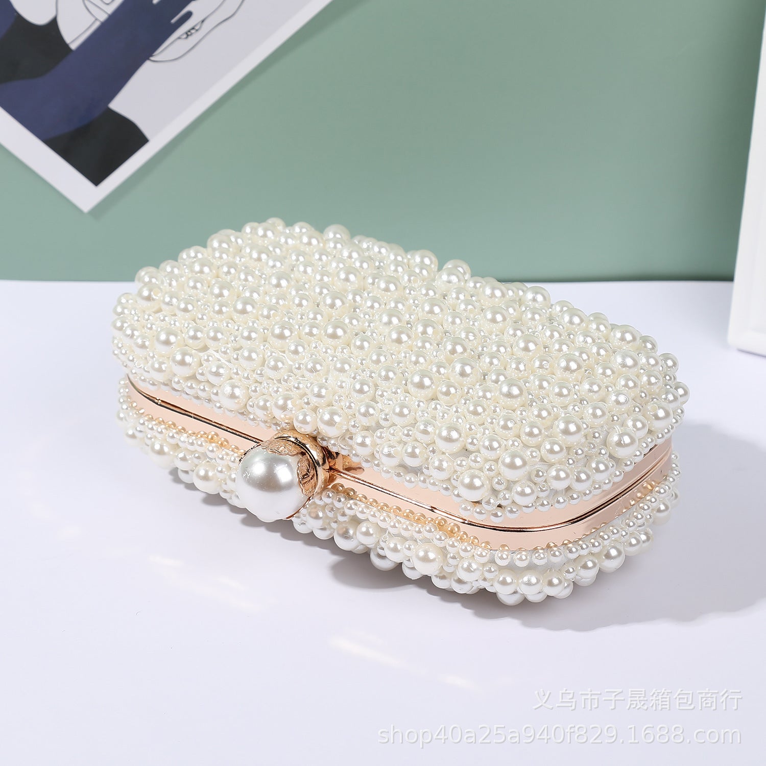 Pochette de soirée en satin et perles pour femme avec fermoir