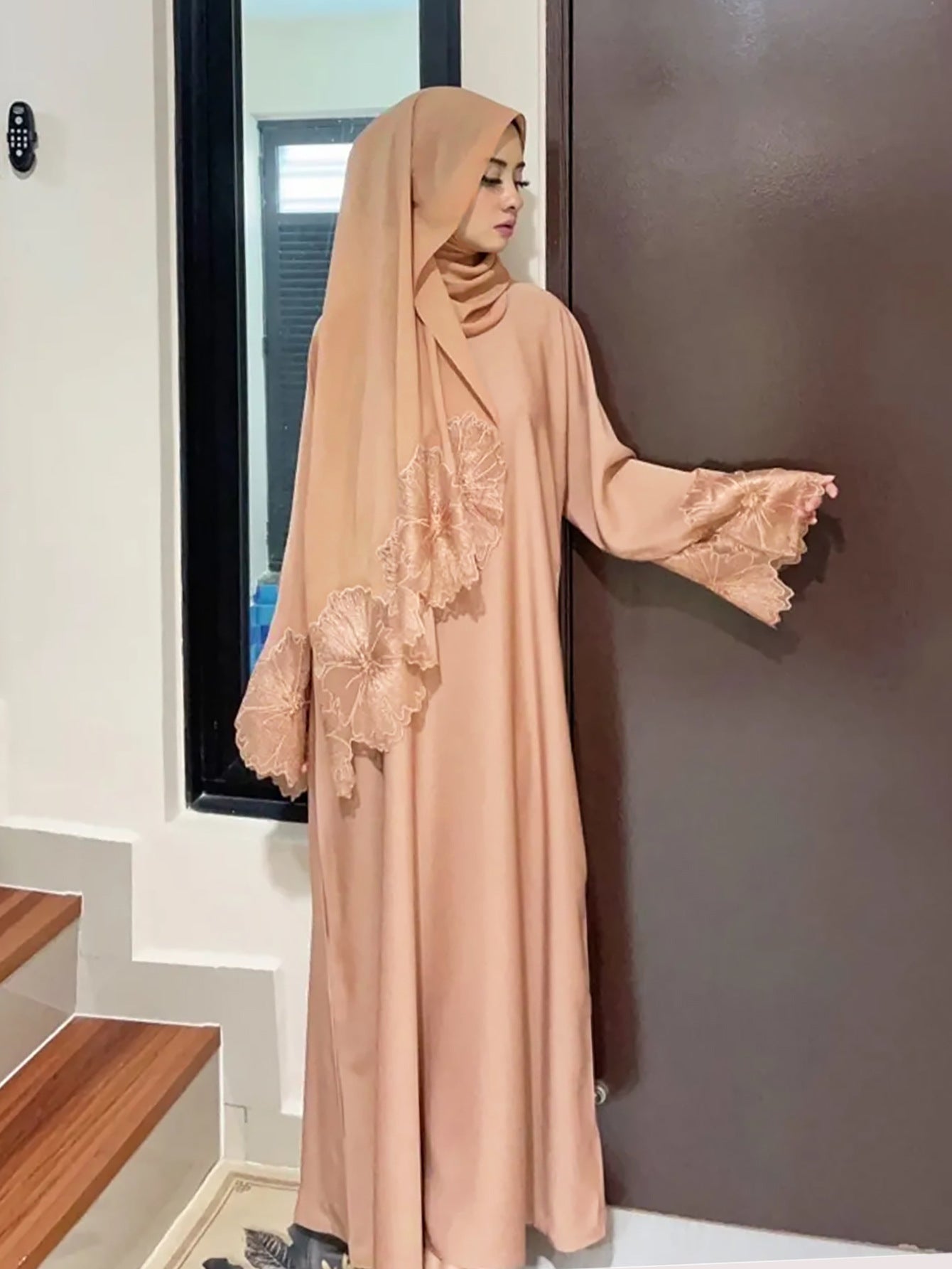 Muslim Women's Robe Malay Indonesian Dress With Headscarf
