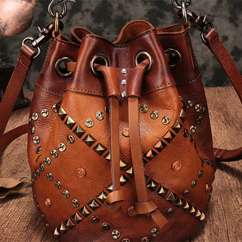 Rivet Decorative Cowhide Leather Bucket Bag 24x21cm Retro Leisure