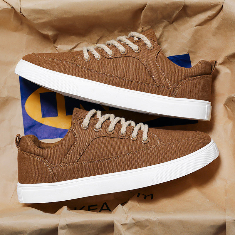 Men's Versatile Flat Youth Sneakers in Black and Brown