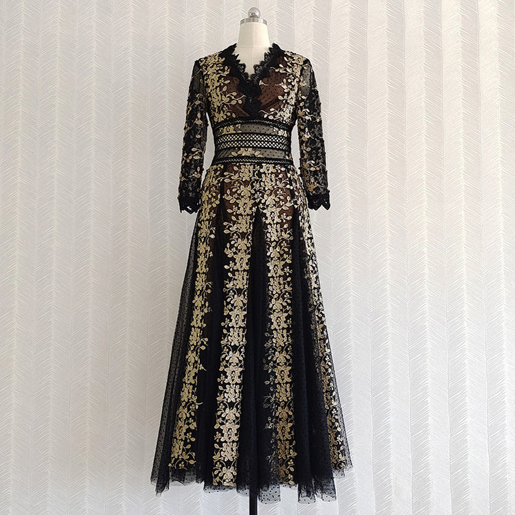 Lady long-sleeved Low Cut Embroidered Lace Stitching Dress for Arabian Gulf Women