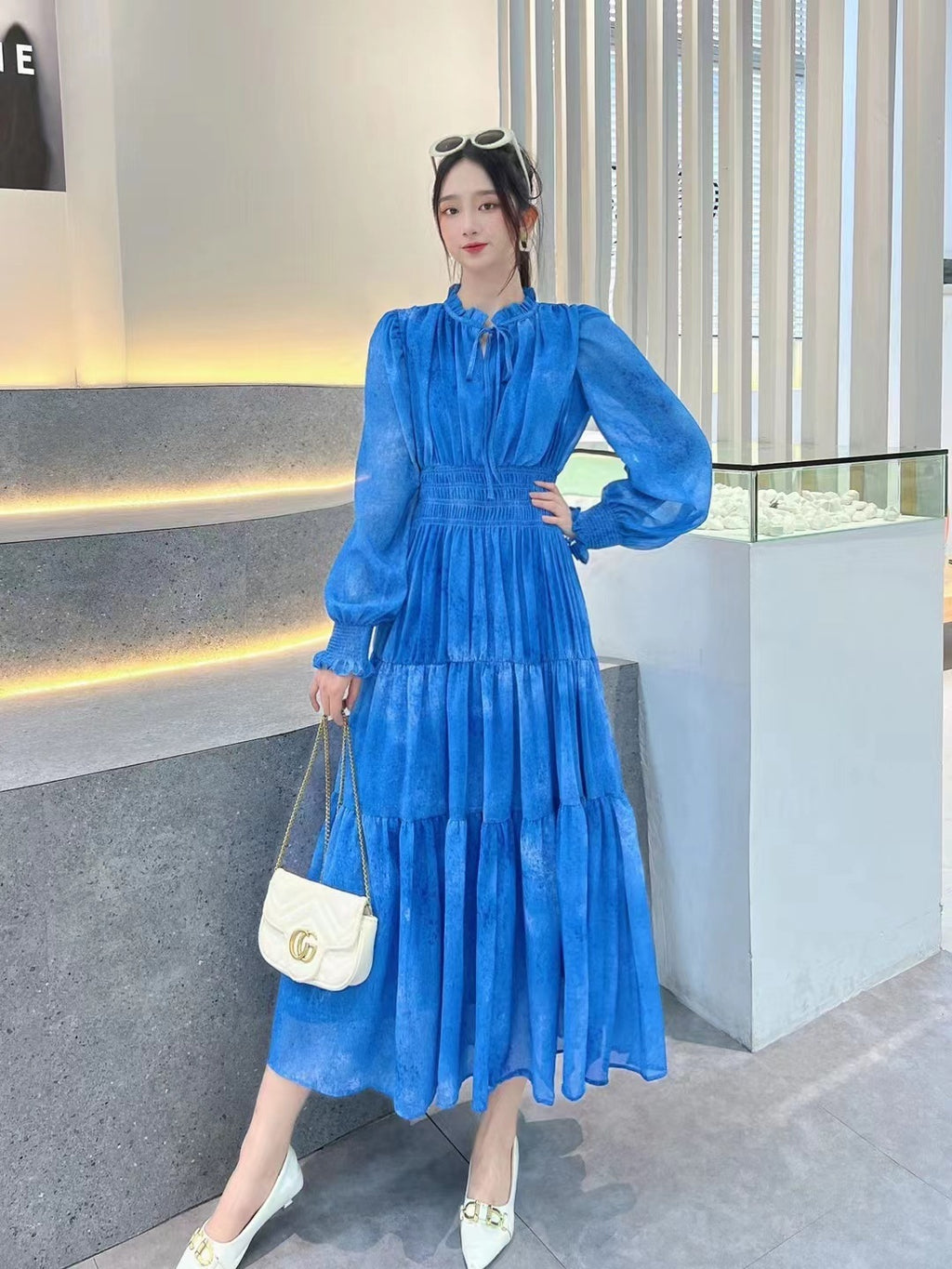Robe de thé en mousseline élégante française mi-longue à manches bouffantes