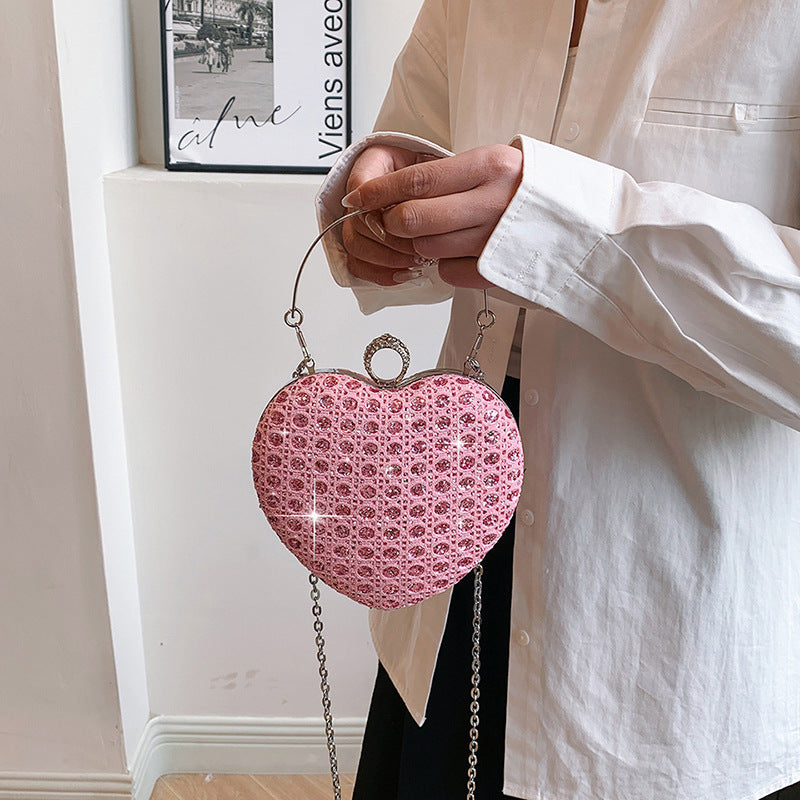 Women's Heart-Shaped Chain Messenger Bag with Sequins